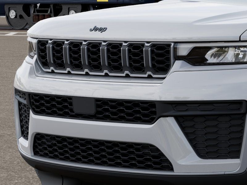 2026 Jeep Grand Cherokee Altitude