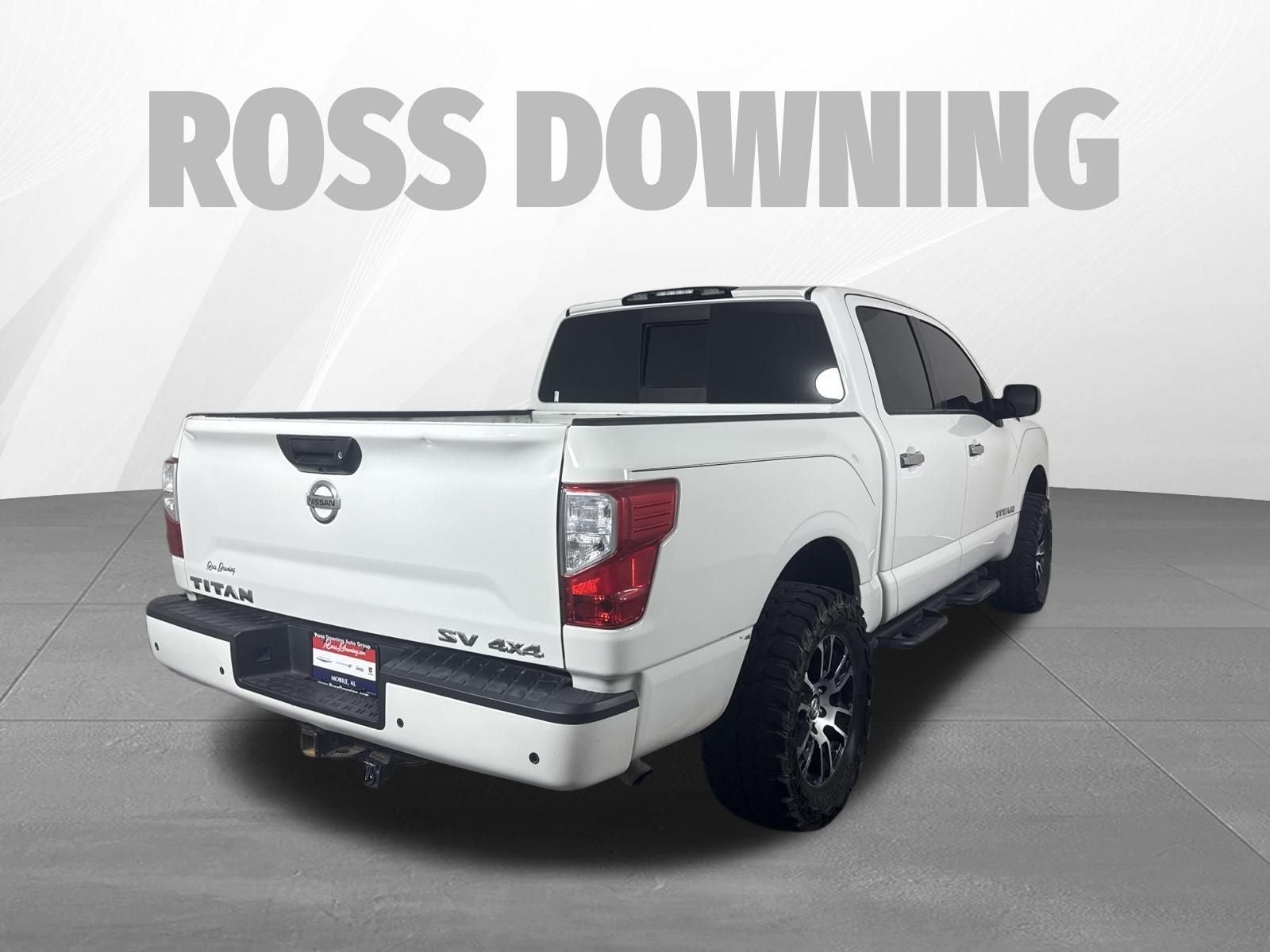 2021 Nissan Titan SV