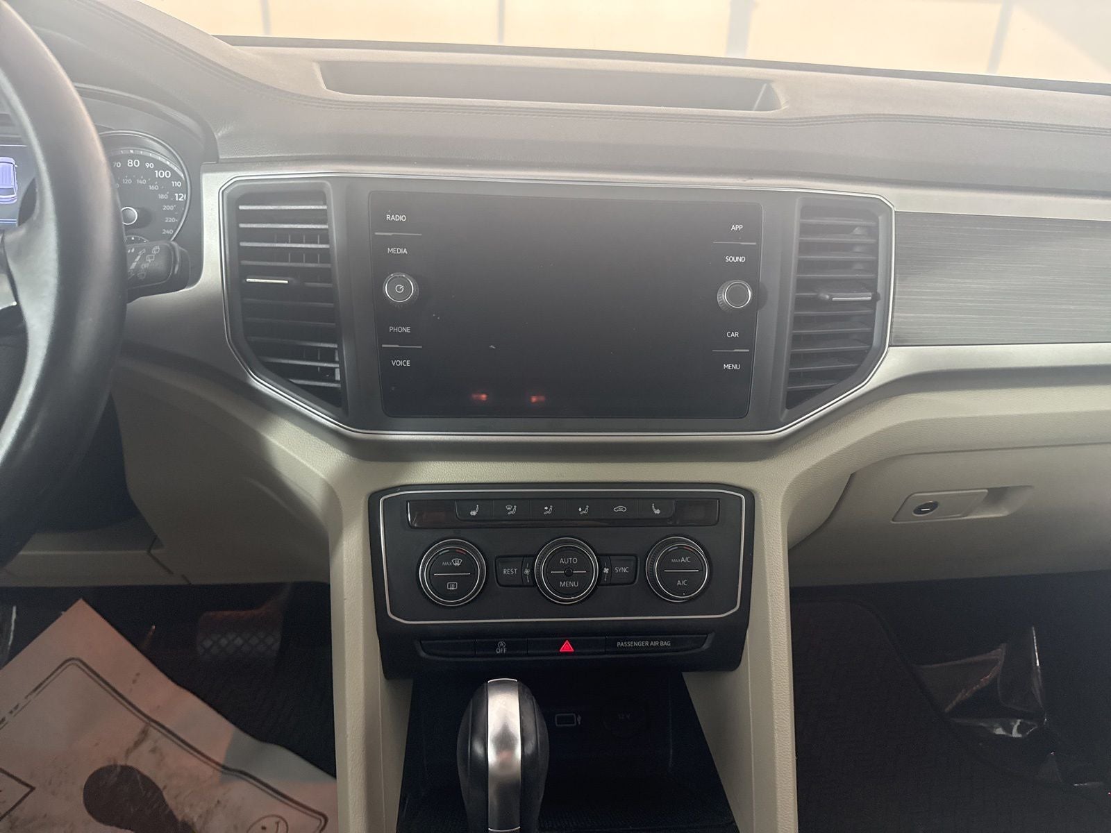 2018 Volkswagen Atlas 3.6L V6 SE w/Technology