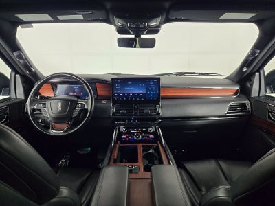 2024 Lincoln Navigator Premiere