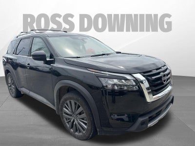 2025 Nissan Pathfinder SL