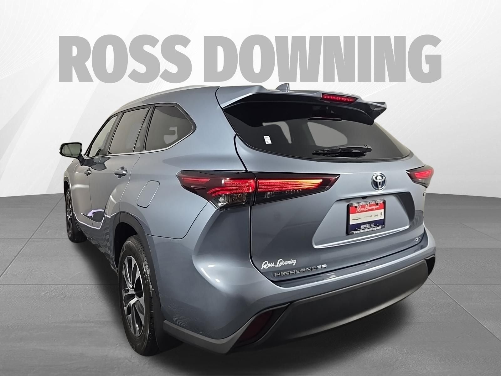 2024 Toyota Highlander Hybrid XLE
