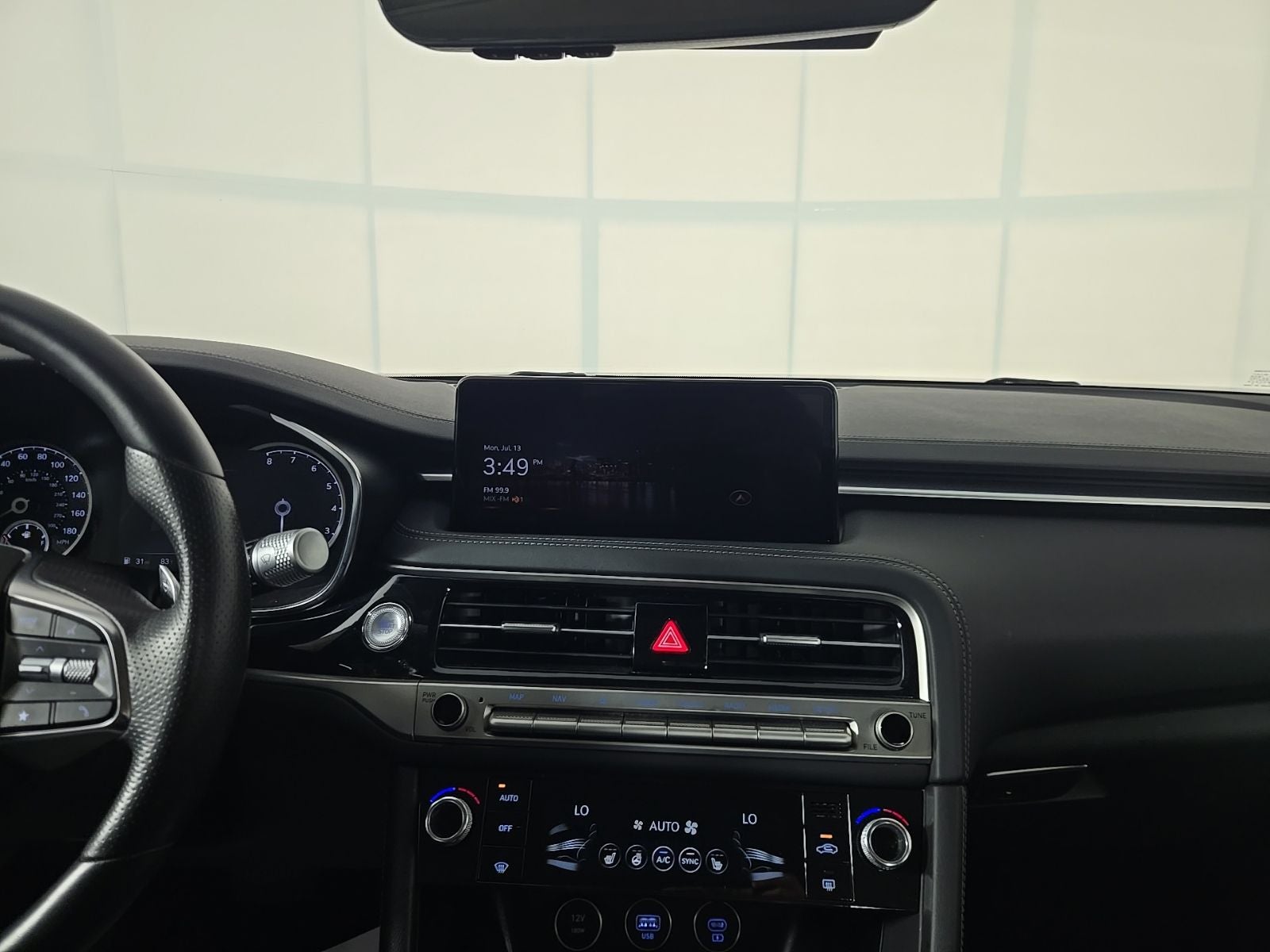 2025 Genesis G70 2.5T